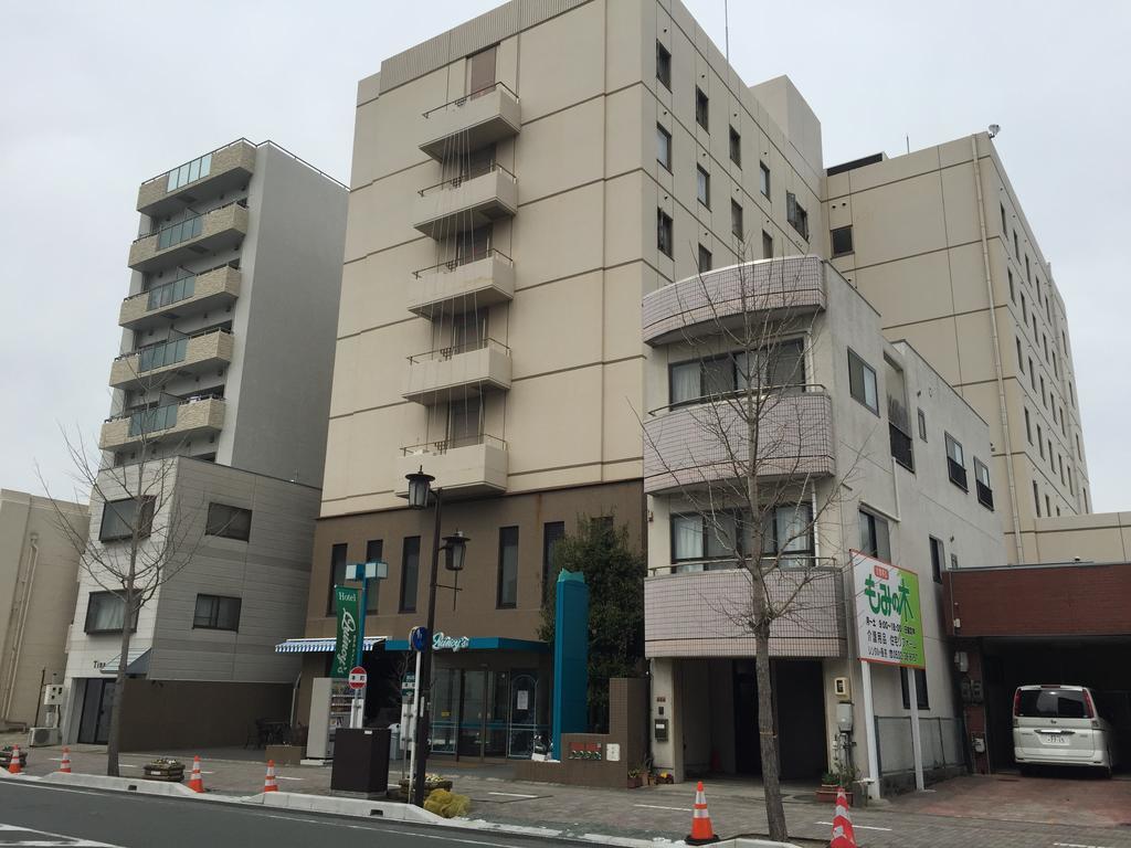 Quincy'S Inn Toyohashi Esterno foto